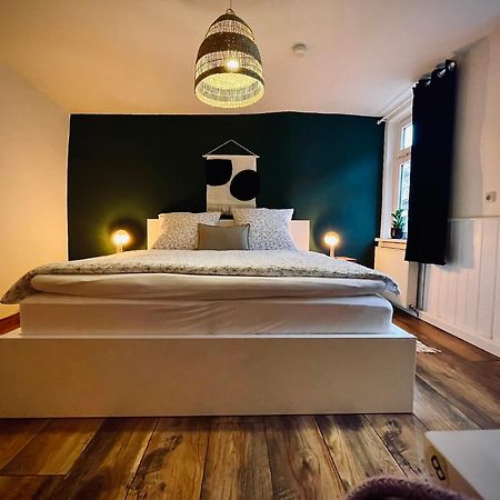 # One Apartment'S / Parkplatz / Schlossplatz Coburg Exteriör bild