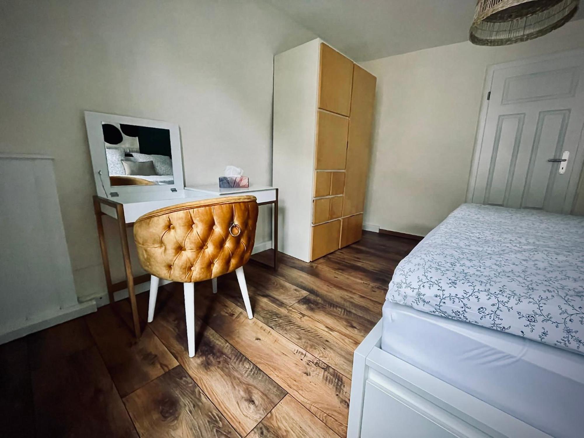 # One Apartment'S / Parkplatz / Schlossplatz Coburg Exteriör bild
